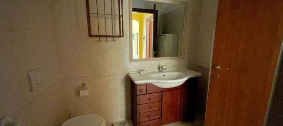 2 rooms Apartment in Rome, Italy No. 170085 13