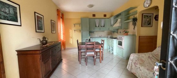 2 rooms Apartment in Rome, Italy No. 170085 2
