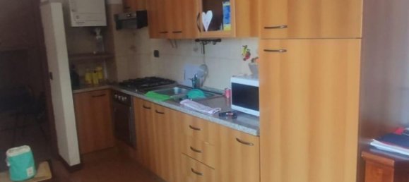 3 rooms Apartment in Carrara, Italy No. 295364 4