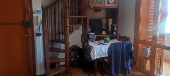 3 rooms Apartment in Carrara, Italy No. 295364 9