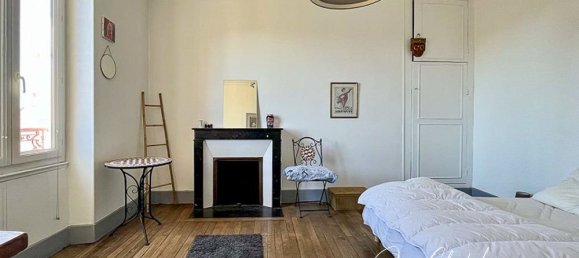 Casa de 5 dormitorios en Vierzon, France No. 216155 4