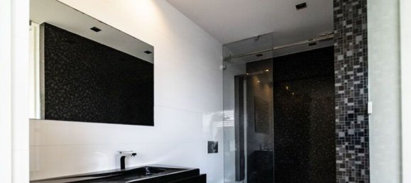 3 Schlafzimmer Haus in Madalena, Portugal, Nr. 18050 33