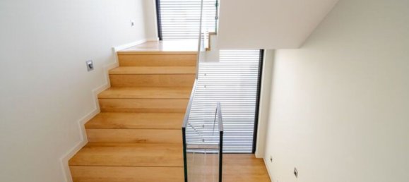 3 Schlafzimmer Haus in Madalena, Portugal, Nr. 18050 36