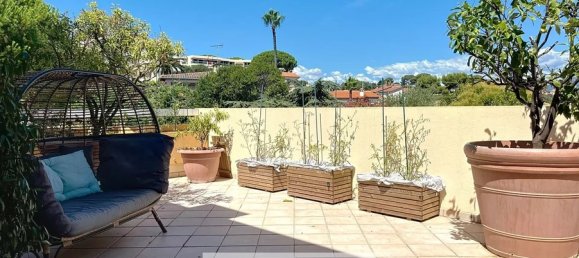 3 Schlafzimmer Wohnung in Antibes, France, Nr. 299152 2