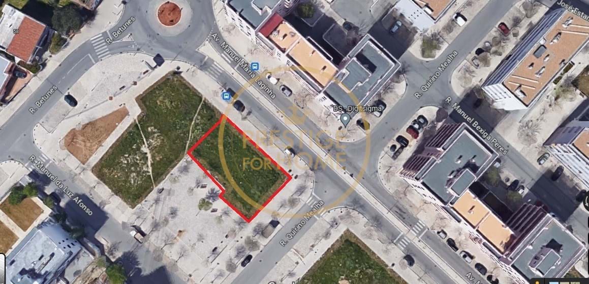 504m² Land in Loule, Portugal No. 325460