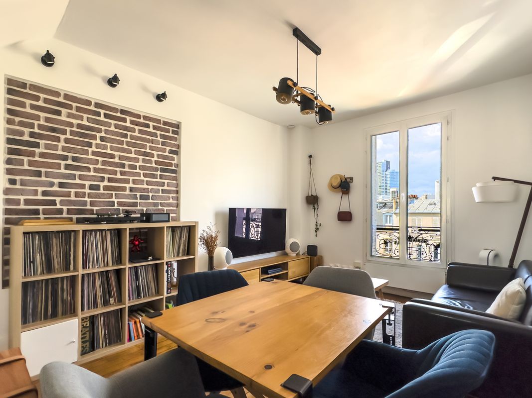 2 bedrooms Duplex in Courbevoie, France No. 165793