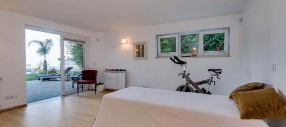 5 bedrooms Villa in Cascais, Portugal No. 136623 12