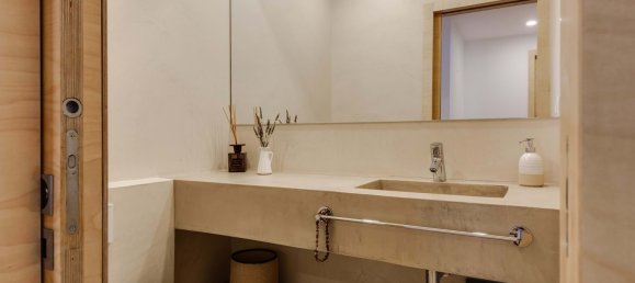 5 bedrooms Villa in Cascais, Portugal No. 136623 26