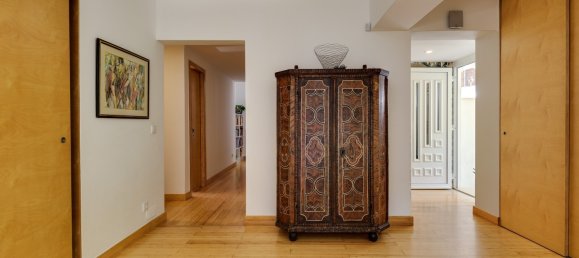 5 bedrooms Villa in Cascais, Portugal No. 136623 24