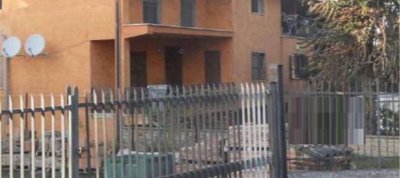 4 rooms Apartment in Lariano, Italy No. 196533 16