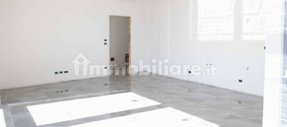 1 bedroom Apartment in Turin, Italy No. 148641 5
