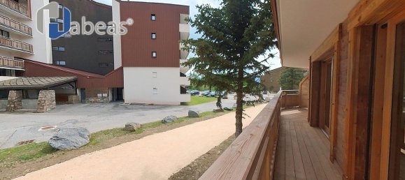 2 bedrooms Apartment in Huez, France No. 293407 2