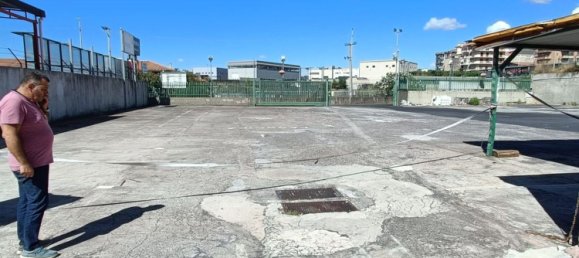 Lagerhaus in Catania, Italy 1250m², Nr. 286277 3