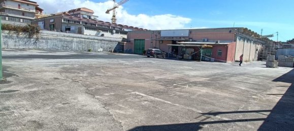 Lagerhaus in Catania, Italy 1250m², Nr. 286277 2