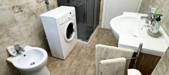 2غرفة شقة في Cornaredo, Italy رقم 37756 36