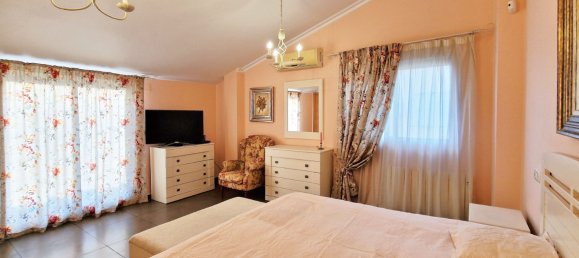 4 bedrooms Townhouse in Finestrat, Spain No. 10200 6