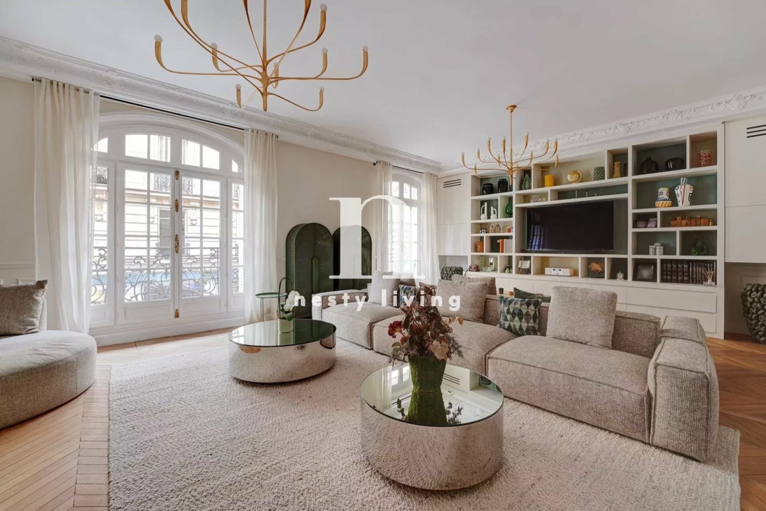 3 bedrooms Apartment in Paris, France No. 336995