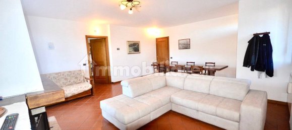 3 bedrooms House in Reggello, Italy No. 271464 4