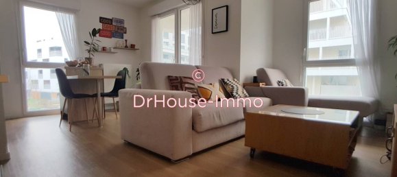 Apartamento de 2 dormitorios en Noisy-le-Sec, France No. 130389 3