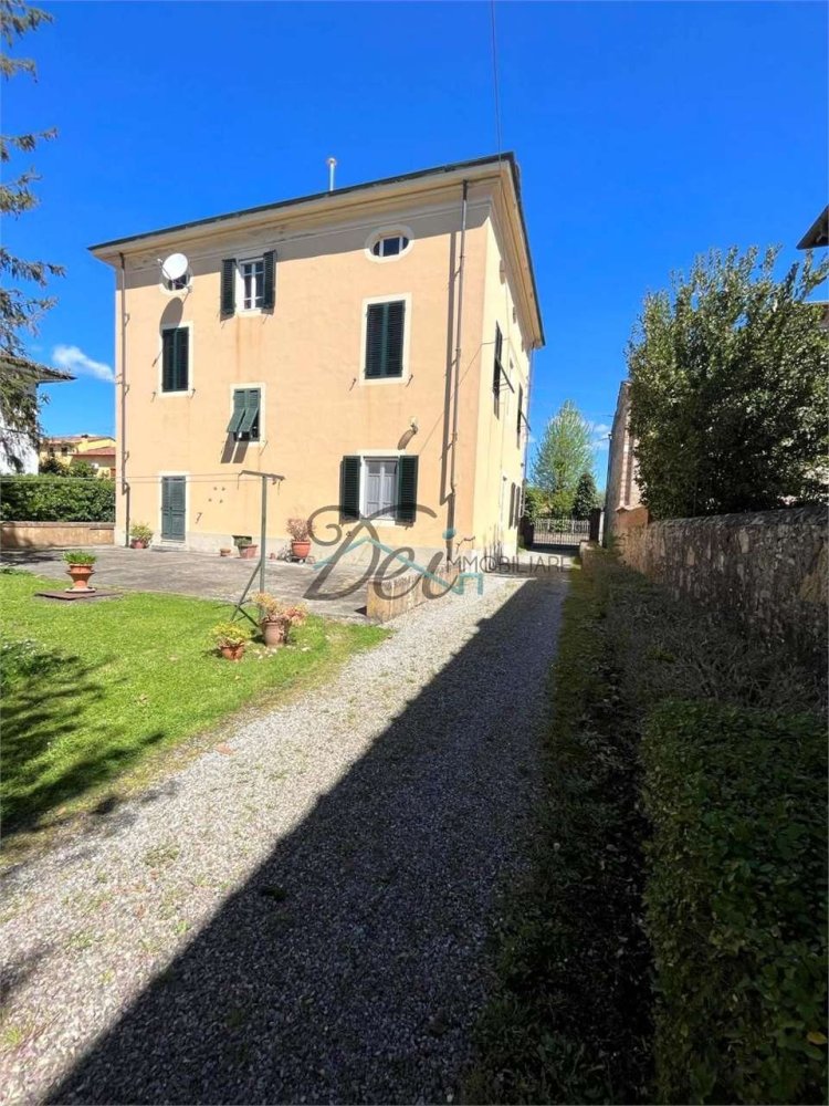 4 Schlafzimmer Villa in Capannori, Italy, Nr. 184607