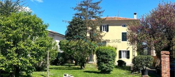 4 Schlafzimmer Villa in Capannori, Italy, Nr. 184607 3