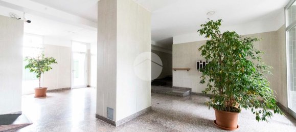 1-Zimmer Garage in Settimo Milanese, Italy, Nr. 329599 9