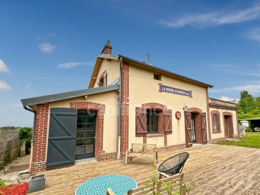 2 bedrooms House in La Riviere-Saint-Sauveur, France No. 317732