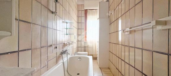 Apartamento de 2 dormitorios en Silvi, Italy No. 35438 9