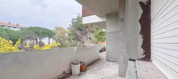 Apartamento de 2 dormitorios en Silvi, Italy No. 35438 11