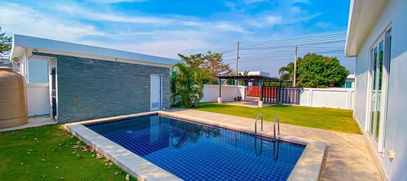 3 bedrooms Cafe / restaurant in Pattaya, Thailand No. 3020 3