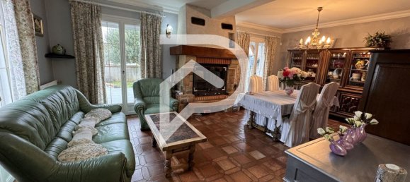 3 Schlafzimmer Haus in Blois, France, Nr. 46482 21