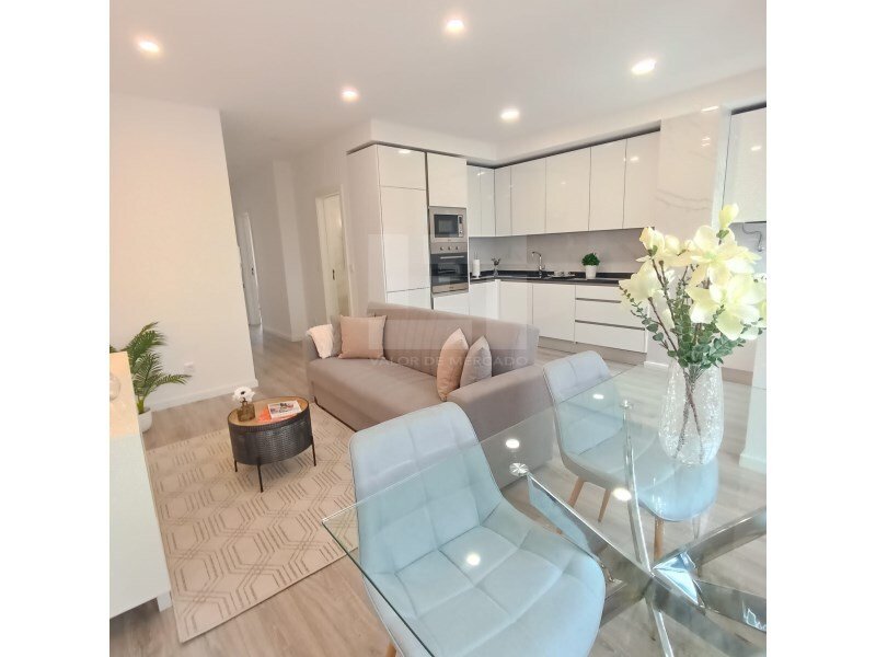 3 Schlafzimmer Wohnung in Lisbon, Portugal, Nr. 332890