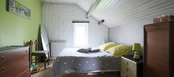 Дом с 6 комнатами в Сереманж-Эрзанж, Франция № 300089 7