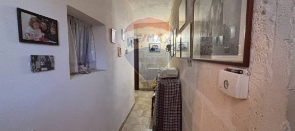 3 bedrooms Villa in Oria, Italy No. 348514 9