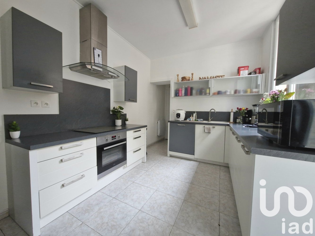 Casa de 6 dormitorios en Somain, France No. 40275