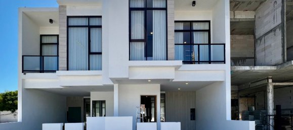 4 bedrooms Villa in Pattaya, Thailand No. 12183 4