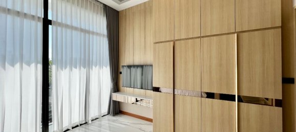 4 bedrooms Villa in Pattaya, Thailand No. 12183 6