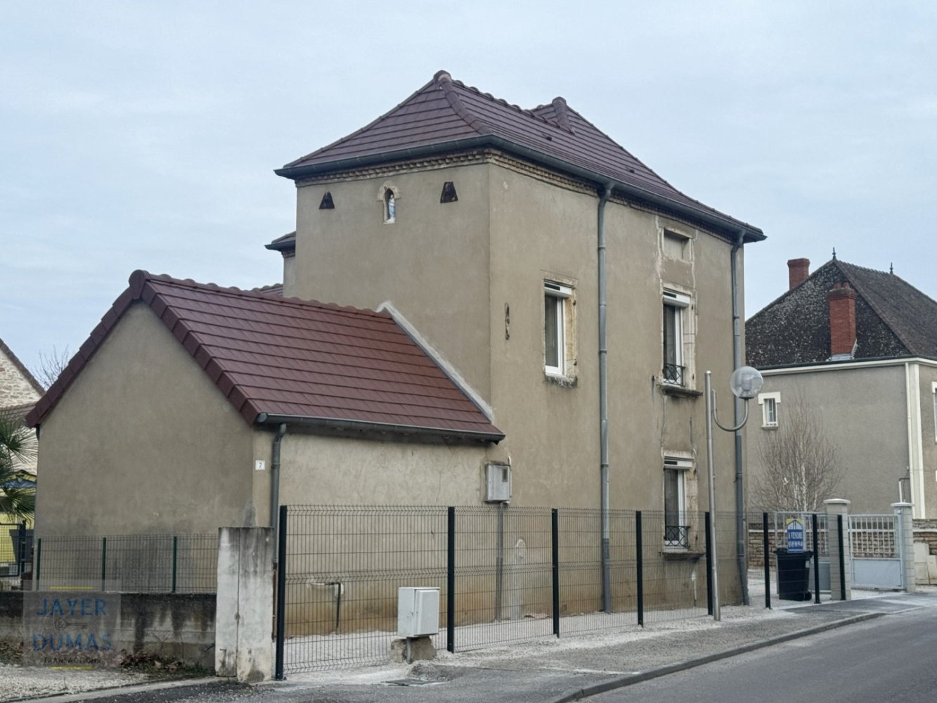 Вилла с 3 спальнями в Варенн-ле-Гран, Франция № 200698