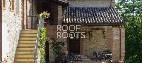 6 bedrooms House in Todi, Italy No. 328242 4