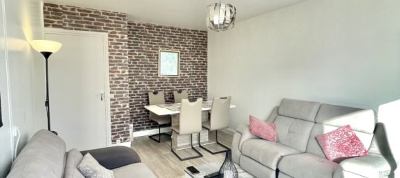 Квартира с 2 спальнями в Сержи, Франция № 345896 2