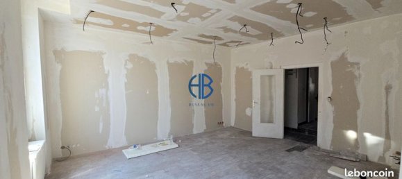 Dúplex de 4 dormitorios en Auxerre, France No. 353305 3