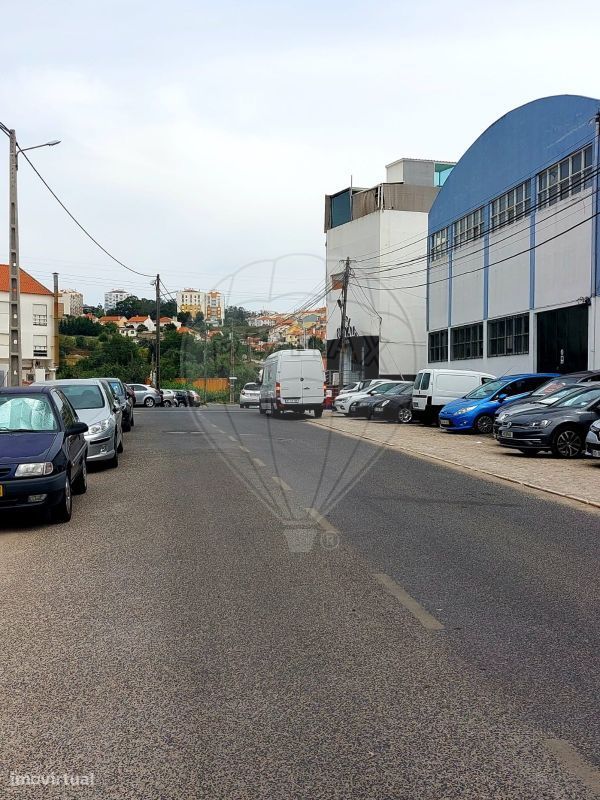 655m² Warehouse in Odivelas, Portugal No. 80984