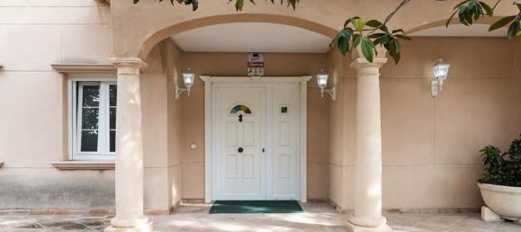 6 bedrooms Villa in Villajoyosa, Spain No. 12069 2