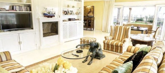 6 bedrooms Villa in Villajoyosa, Spain No. 12069 7