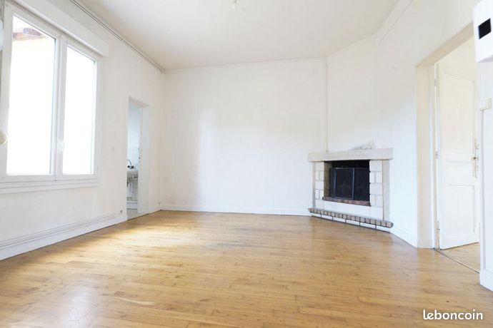 2 bedrooms House in Le Mans, France No. 315484