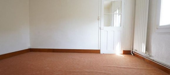 2 bedrooms House in Le Mans, France No. 315484 4