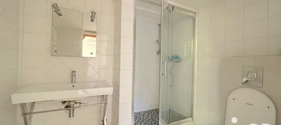 Studio in Yerres, France No. 285364 3