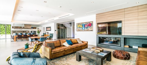 11 bedrooms Villa in Nueva Andalucia, Spain No. 3005 29