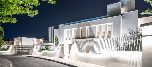 11 bedrooms Villa in Nueva Andalucia, Spain No. 3005 8