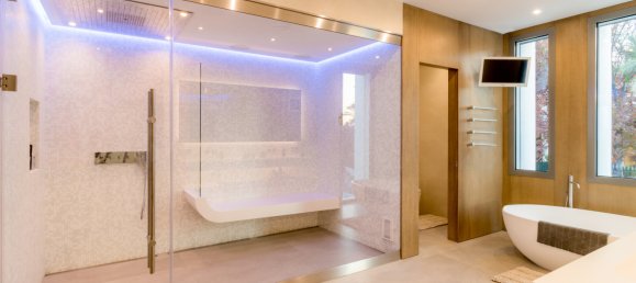 11 bedrooms Villa in Nueva Andalucia, Spain No. 3005 4